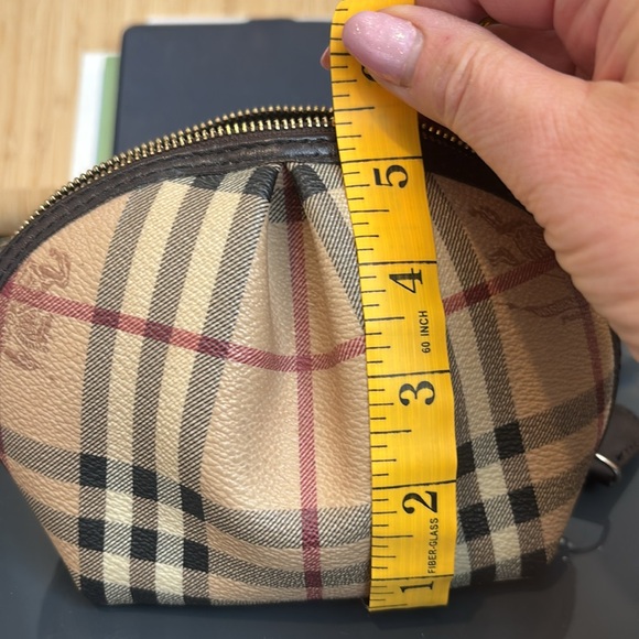 Burberry classic check makeup pouch - Picture 11 of 13